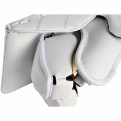 Bauer Vapor Hyperlite 2 Goalie Blocker Senior 16 Bauer Vapor Hyperlite 2 Goalie Blocker Senior -Hockey 1684328620 BauerVaporHyperlite2GoalieBlocker12